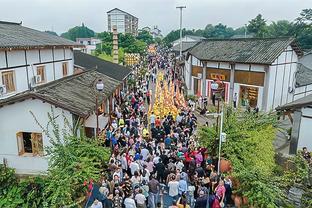 波斯特科格鲁：家人抛下我去了澳洲，我现在就像“小鬼当家”